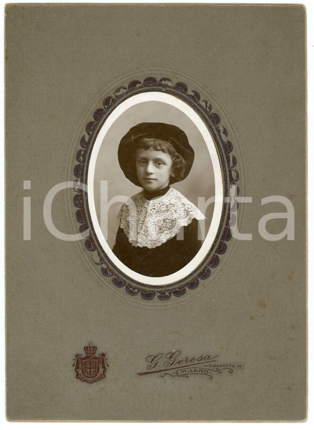 Fotografia d epoca originale 1890 ca MILANO Bambino con collo in pizzo  Ritratto  Foto G. GEROSA 13x18 cm 1