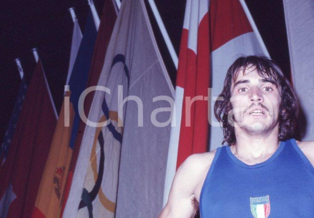 Fotografia d epoca originale Marcello FIASCONARO recordman mondiale 800 mt 1 43 7 1973 35mm vintage slide 8 1