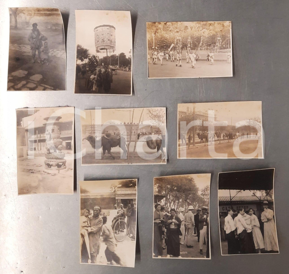 Fotografia d epoca originale 1925 ca CHINA PECHINO Scene costume  Funerale  Lama  Corse Lotto 9 foto 8x6 1