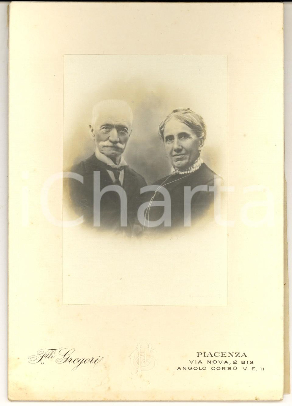 Fotografia d epoca originale 1900 ca PIACENZA Coppia di anziani sposi Fotografia F.lli GREGORI 1