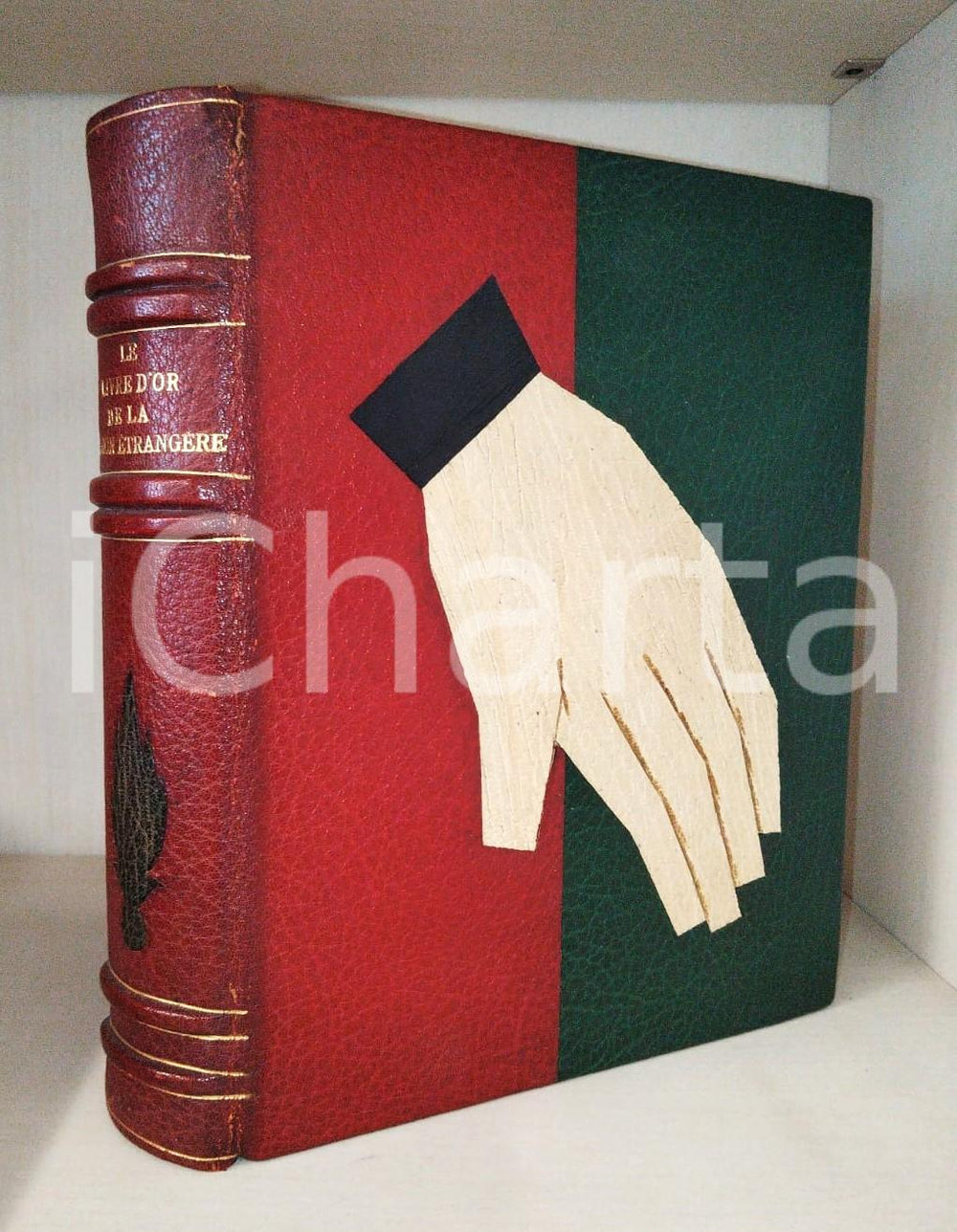 1958 Le livre d'or de la LÉGION ÉTRANGÈRE Charles-Lavauzelle *Exemplaire 1918 Pubblicazione d'epoca con copertina rigida e cofanetto.Tiratura limitata (esemplare n° 1918/3725).EDITORE: Charles-Lavauzelle PAGINE: 355CONDIZIONI:FAIR/discreto Lieve abrasioni al cofanettoFORMATO: 23x28 cm originale e autentica 1