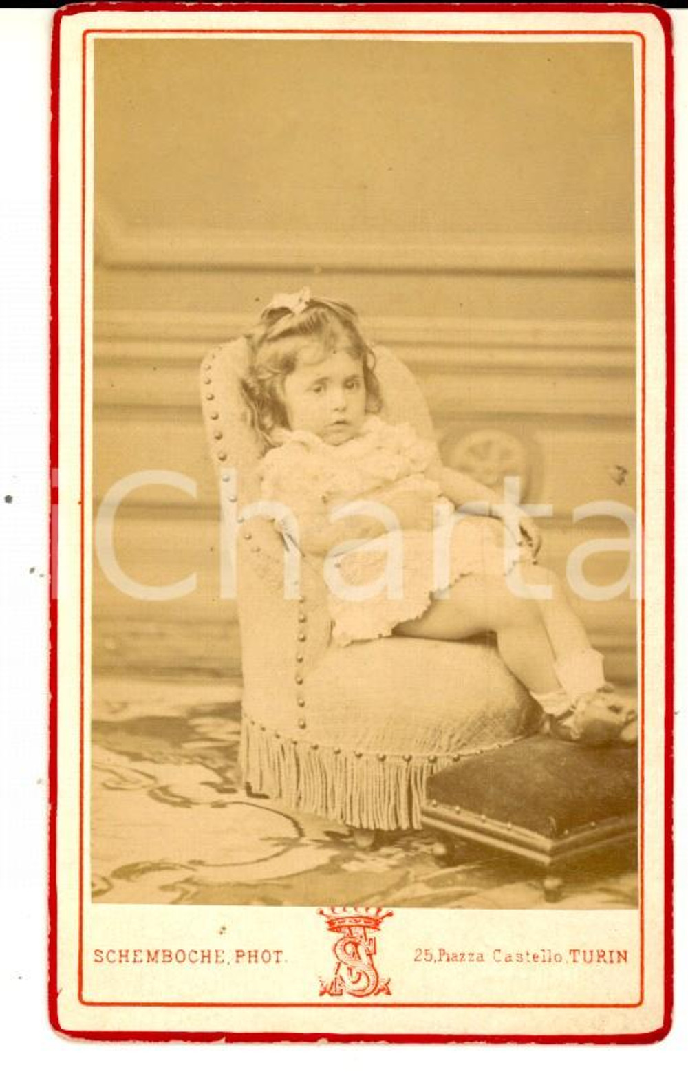1879 TORINO Ritratto Beatrice BRUNI a due anni - Foto SCHEMBOCHE CDV Fotografia d'epoca, su cartoncino rigido. Didascalia coeva al verso.CONDIZIONI: G  originale e autentica 1