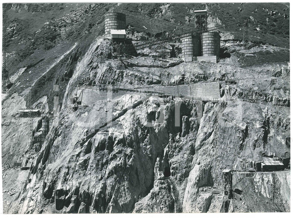 Fotografia d epoca originale 1963 LAI DA CURNERA SVIZZERA Costruzione della diga  Cantiere 12  Foto 1