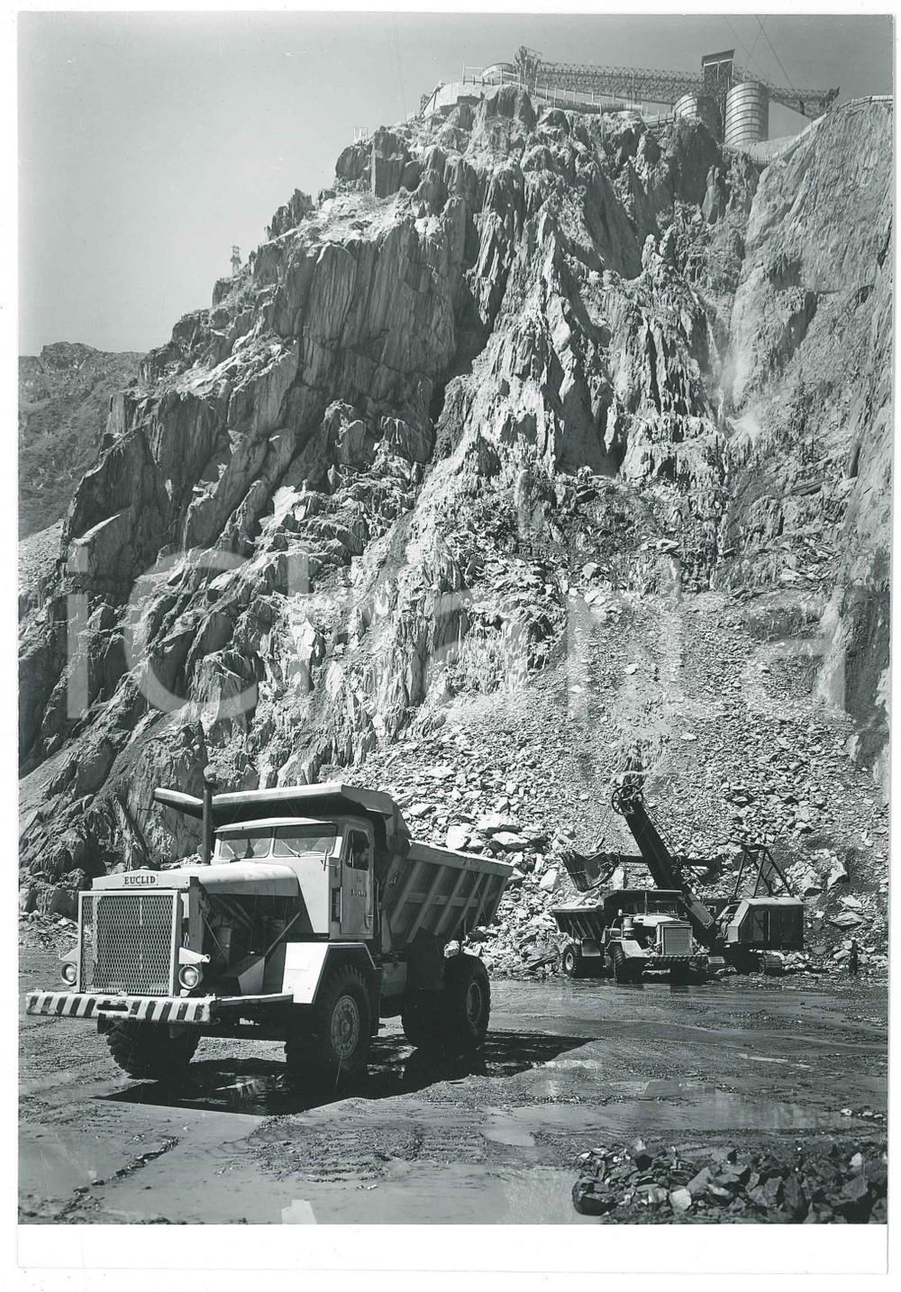 Fotografia d epoca originale 1963 LAI DA CURNERA SVIZZERA Costruzione della diga  Cantiere 8  Foto 1