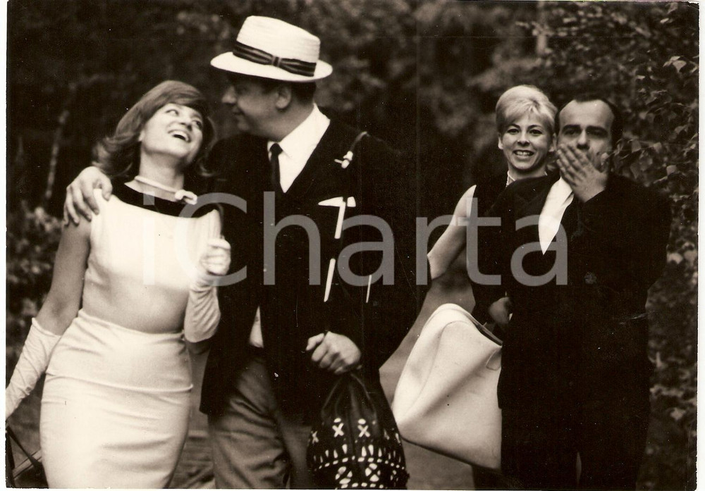 Fotografia d epoca originale 1966 CECOSLOVACCHIA Jan NEMEC Film O slavnosti a Hostech Foto di scena 1