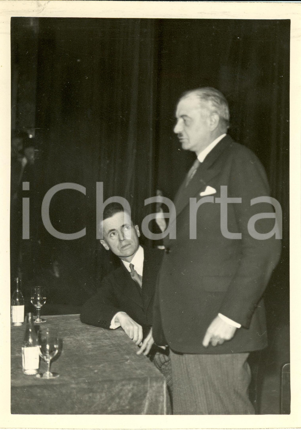 Fotografia d epoca originale 1935 ca PARIS Jean PIOT e Henri de KERILLIS parlamentari Fotografia 2 1