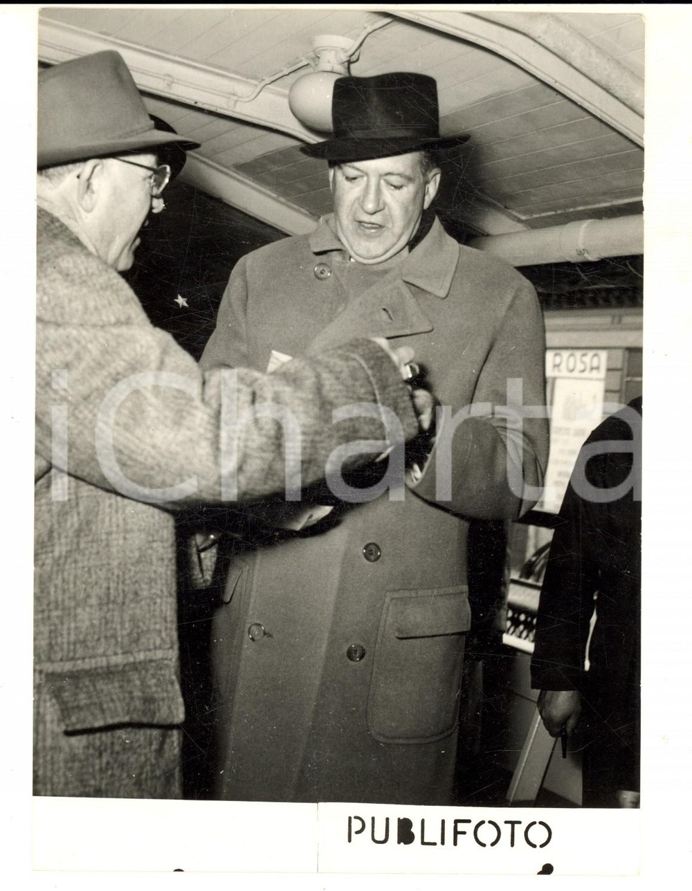 Fotografia d epoca originale 1955 GENOVA Blasco LANZA D AJETA rifiutato come ambasciatore da Belgrado Foto 1