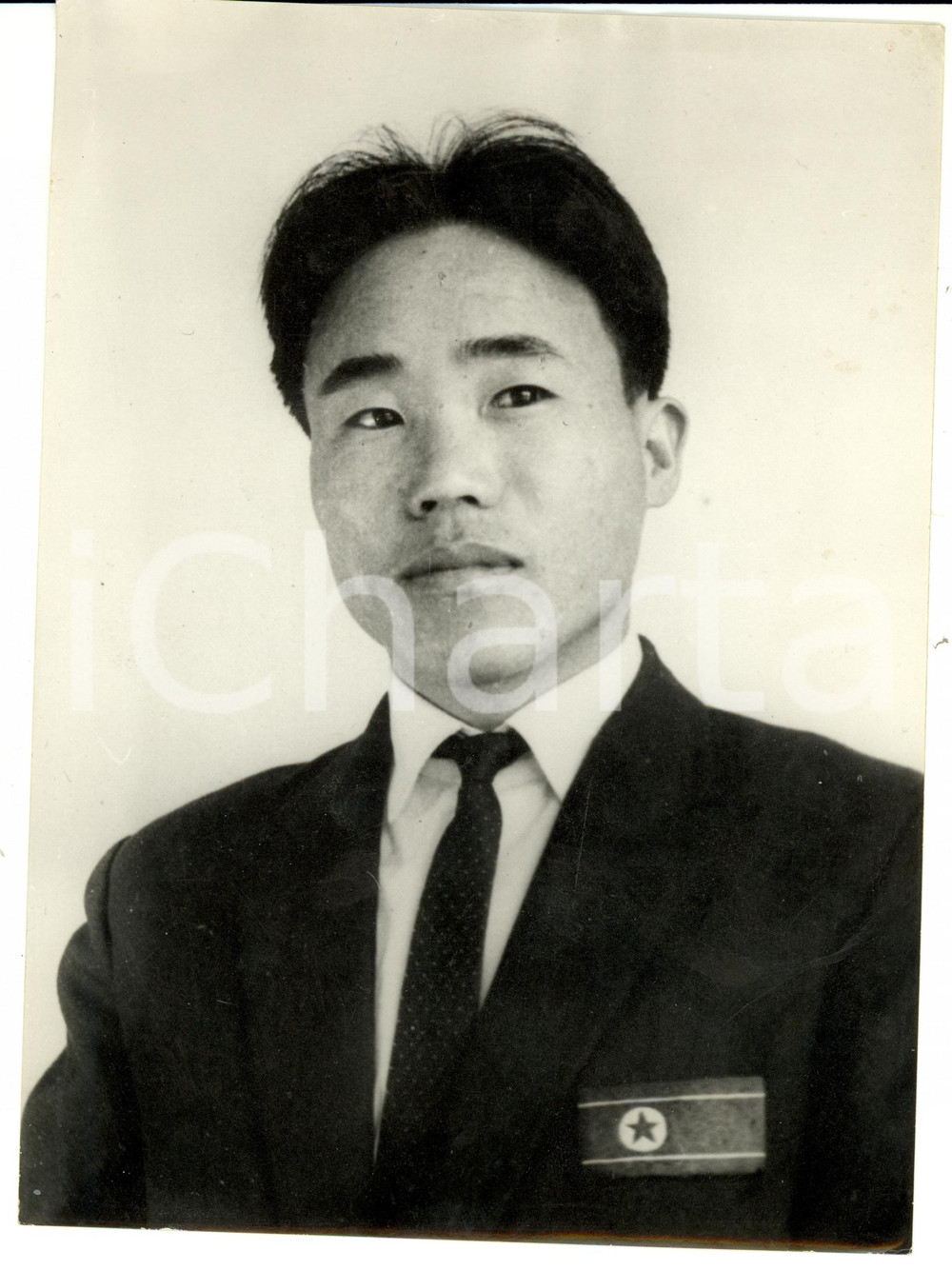 Fotografia d epoca originale 1968 COREA DEL NORD Nazionale calcio Ritratto Bak RI SUB terzino FOTOGRAFIA 1