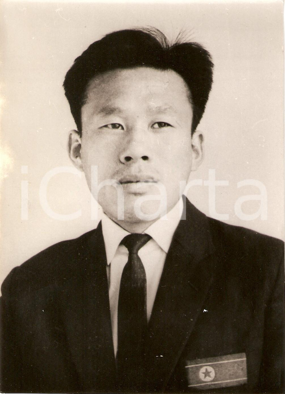 Fotografia d epoca originale 1968 COREA DEL NORD Nazionale calcio Ritratto Ke SEUNG WOON mediano FOTO 1
