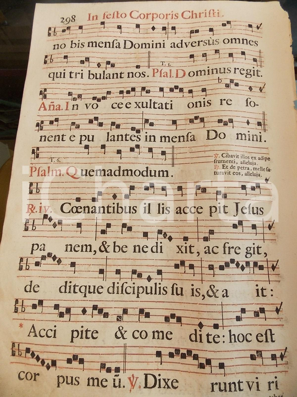 Libro, pubblicazione d epoca 1700 ca ANTIFONARIO ROMANO Pagina canti in rosso e nero CORPUS DOMINI 2 1