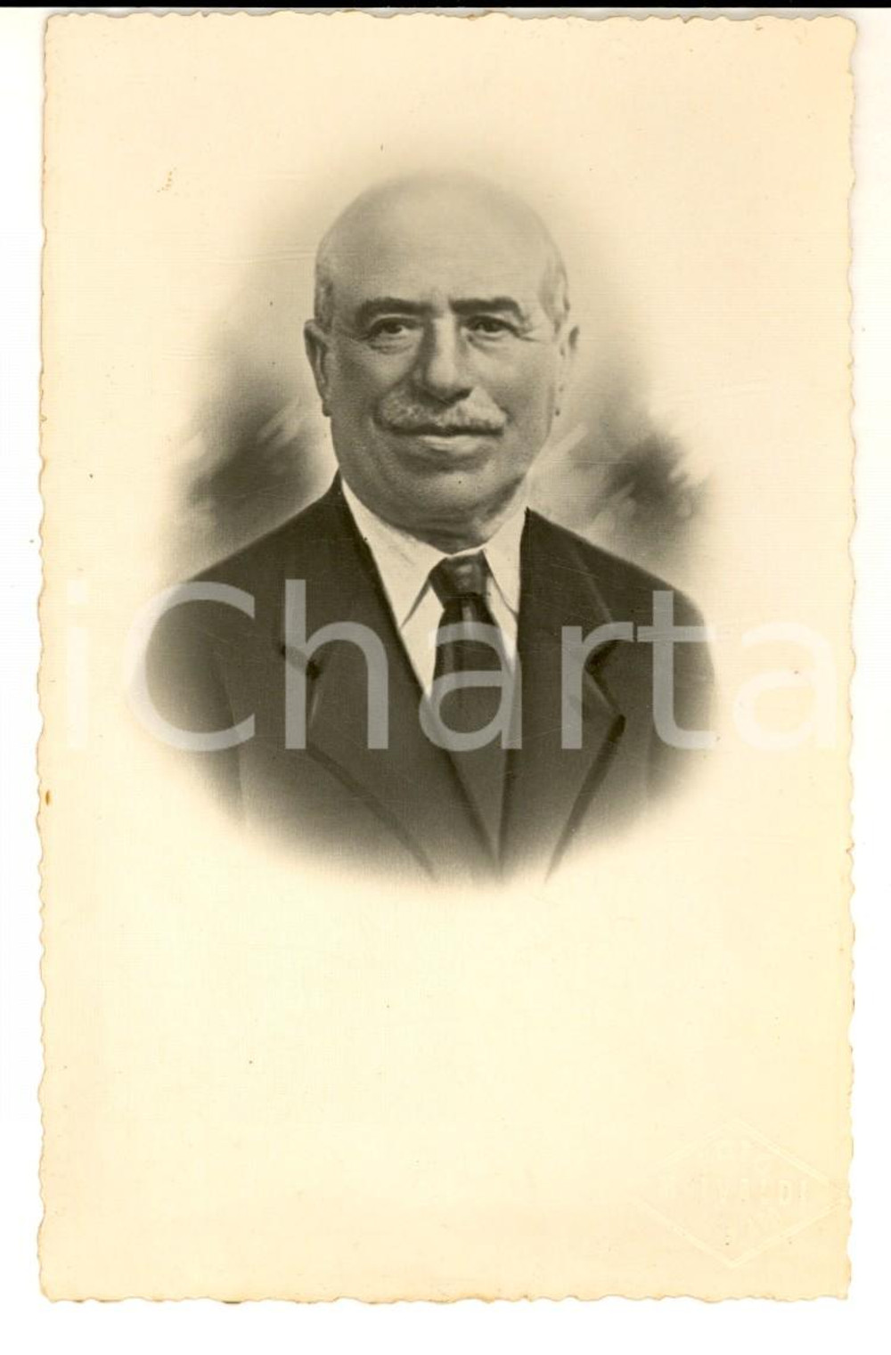 Fotografia d epoca originale 1930 ca VALENZA PO Ritratto maschile ritoccato Foto cartolina IVALDI 2 1