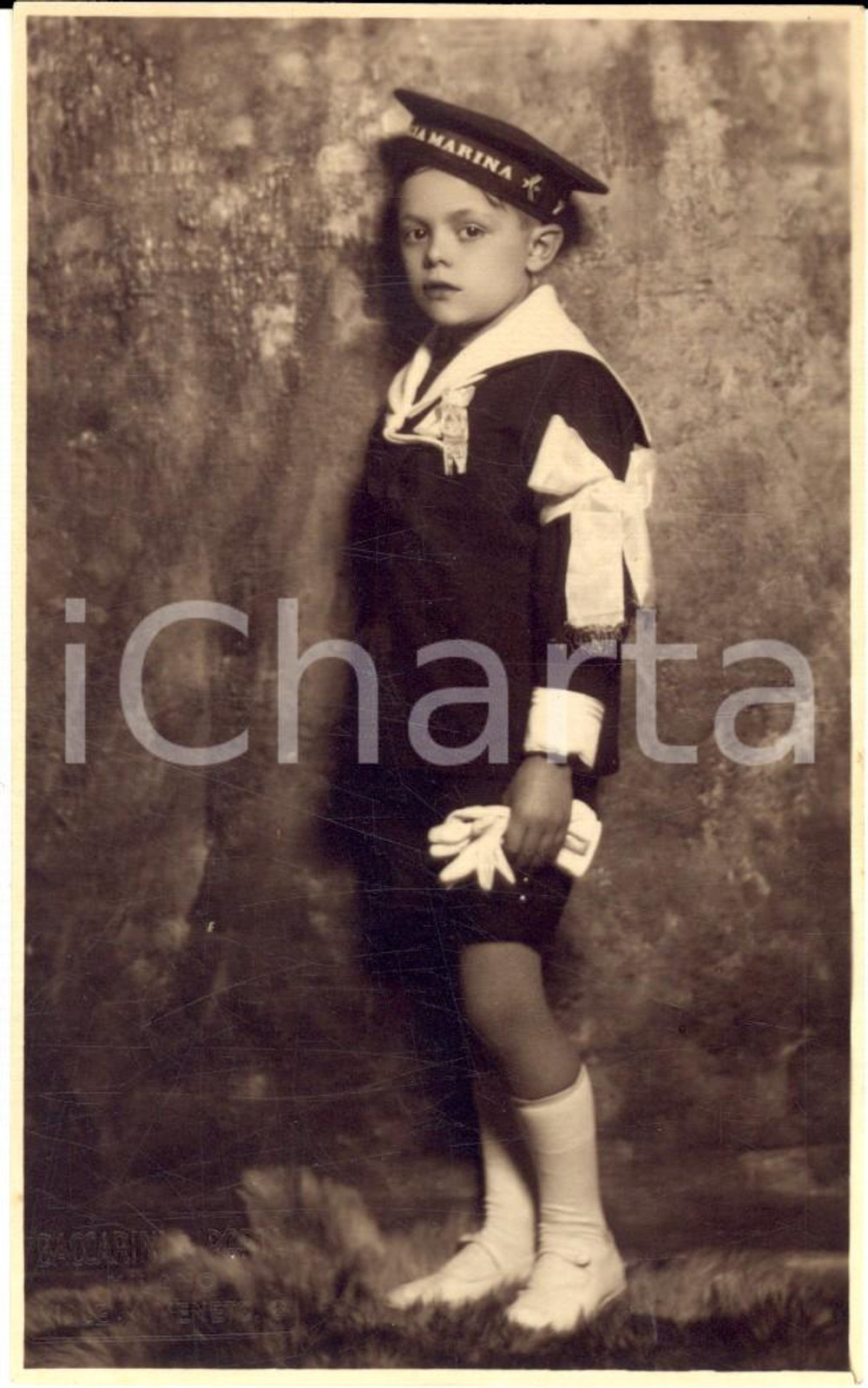 Fotografia d epoca originale 1930 ca MILANO Bambino alla Comunione vestito da REGIA MARINA BACCARINI & PORTA 1