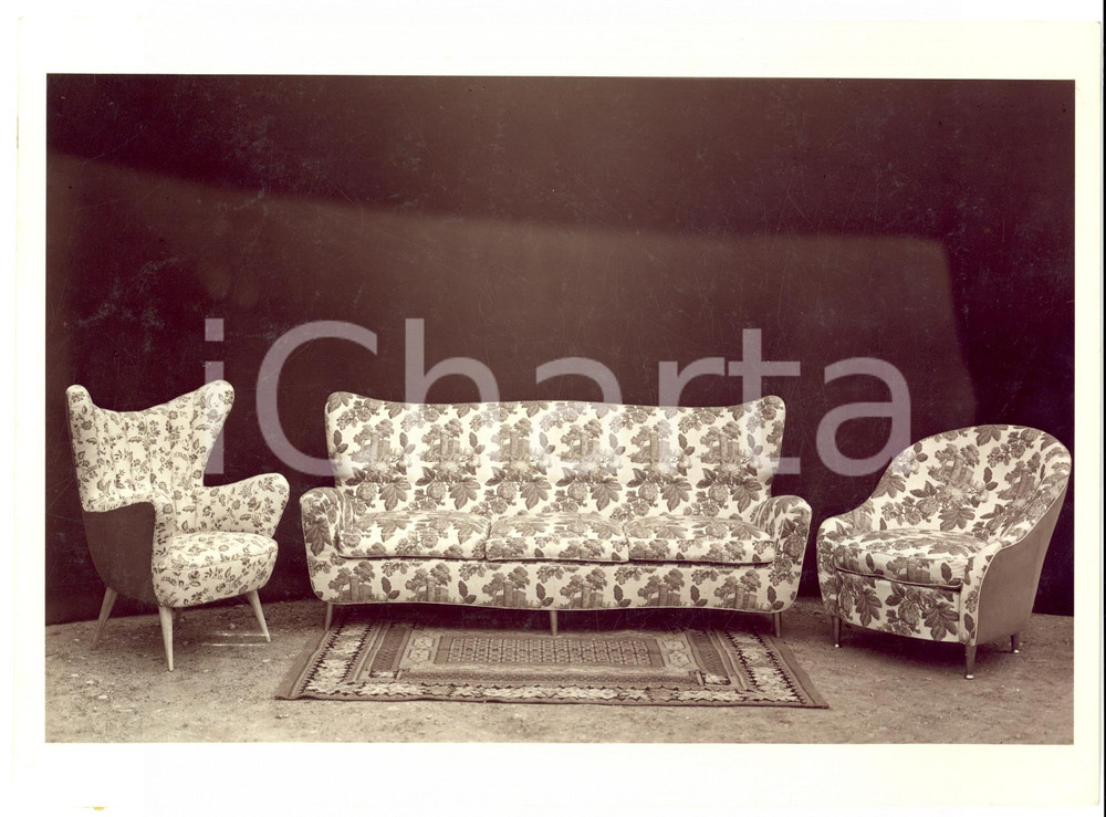 Fotografia d epoca originale 1950 ca SEVESO Mobili Fratelli BARNI Divano e poltroncine Foto MODERNARIATO 1