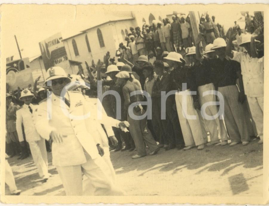 Fotografia d epoca originale 1936 AOI MOGADISCIO Ministro Alessandro LESSONA visita cantieri Foto 11x9 cm 1