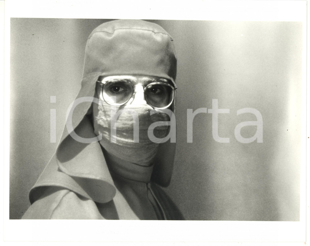 1988 CINEMA "Inseparabili" - Jeremy IRONS in costume di scena ^Foto Fotografia di agenzia. CONDIZIONI: GFORMATO: 25x20 cm  originale e autentica 1