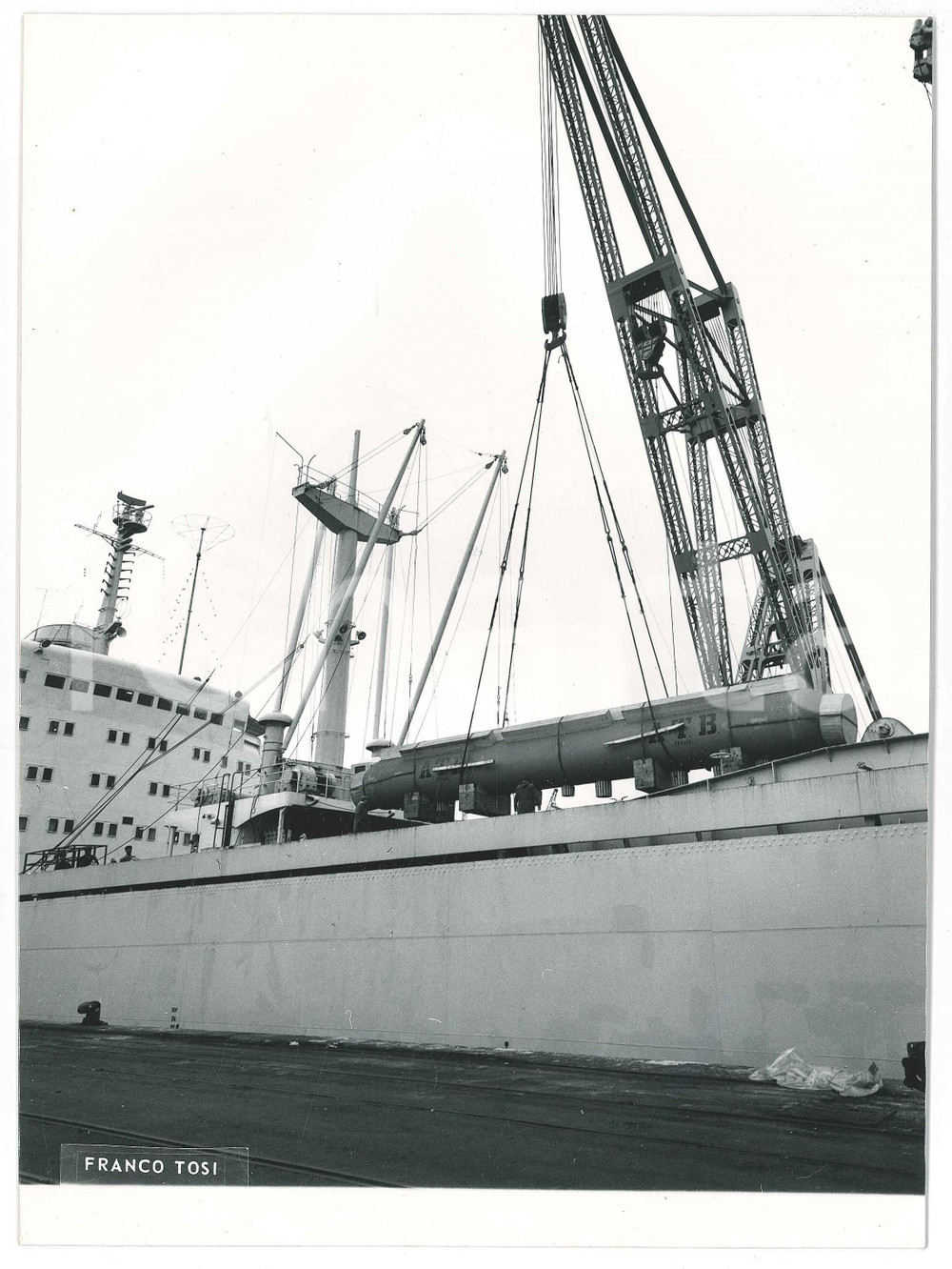 Fotografia d epoca originale 1975 ca Ditta Franco TOSI LEGNANO  ATB Italia  Imbarco reattore raffineria 4 1