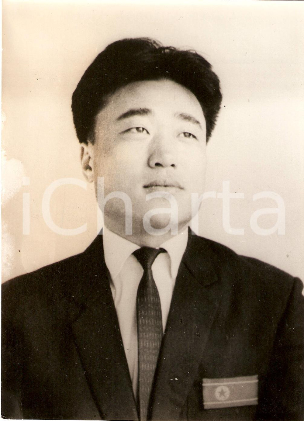 Fotografia d epoca originale 1968 COREA DEL NORD Nazionale calcio  Rim JOONG SUN Centromediano FOTO 1