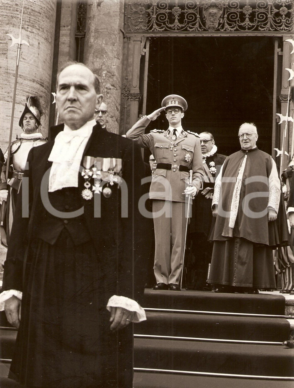 Fotografia d epoca originale 1961 CITTA  DEL VATICANO Baldovino del BELGIO Collare Ordine di Cristo Foto 1 1