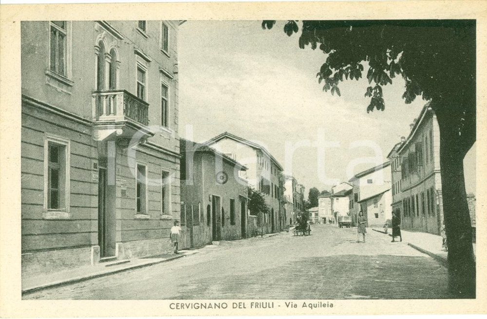 Cartolina originale da collezione 1942 CERVIGNANO DEL FRIULI UD Via Aquileia  Cartolina ANIMATA 1