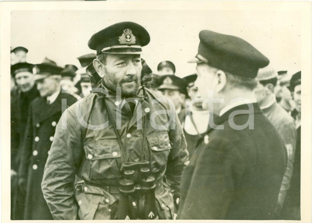Fotografia d epoca originale 1939 INGHILTERRA WW2 George PHILLIPS comandante sottomarino URSULA Cap. BETHELL 1