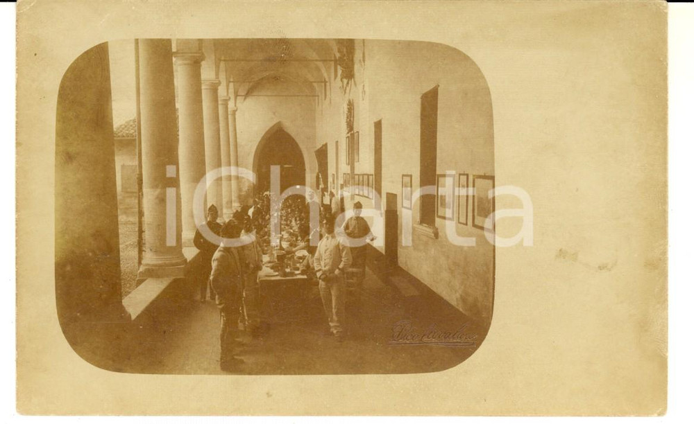 Fotografia d epoca originale 1905 REGIO ESERCITO CESENA Pranzo di Pasqua di un battaglione Foto CAVALIERI 1