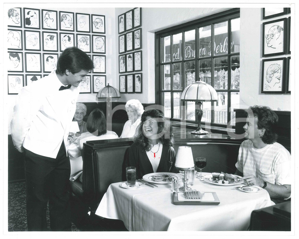 Fotografia d epoca originale 1988 DISNEY  MGM STUDIOS Hollywood s Vine Street BROWN DERBY Photo 25x20 cm 1