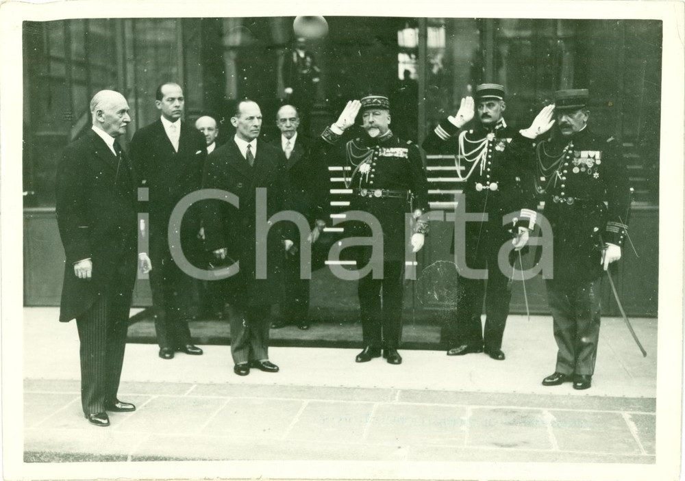 Fotografia d epoca originale 1937 PARIS Re Giorgio II di GRECIA all ELISEO con André DE FOUQUIERES Foto 2 1