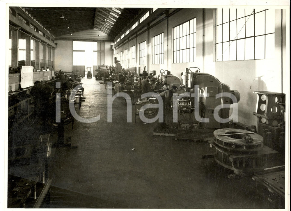Fotografia d epoca originale 1960 ca PARMA Ditta SALAMINI  Reparto macchine per costruzione stampi Foto 1
