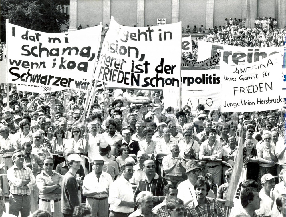 Fotografia d epoca originale 1982 MUNCHEN Guerra Fredda Manifestazione CSU pro AMERICA Fotografia 3 1