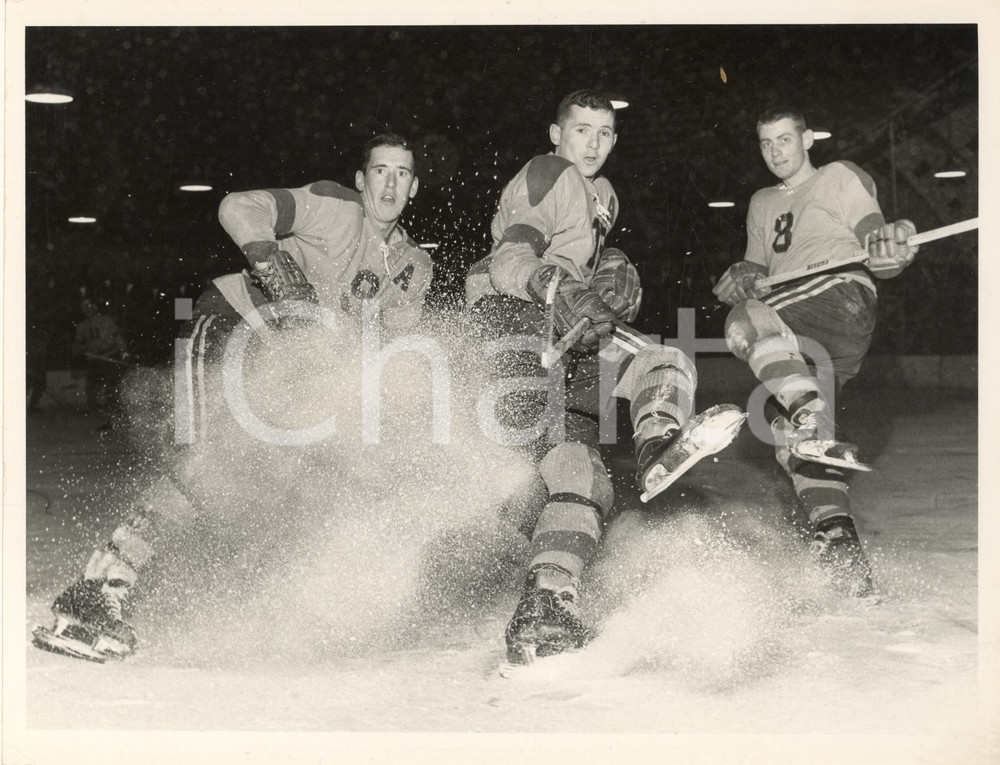 Fotografia d epoca originale 1965 ca CANADA Men s hockey  MANITOBA BISONS  IRVING PODOLSKY McKENZIE Photo 1