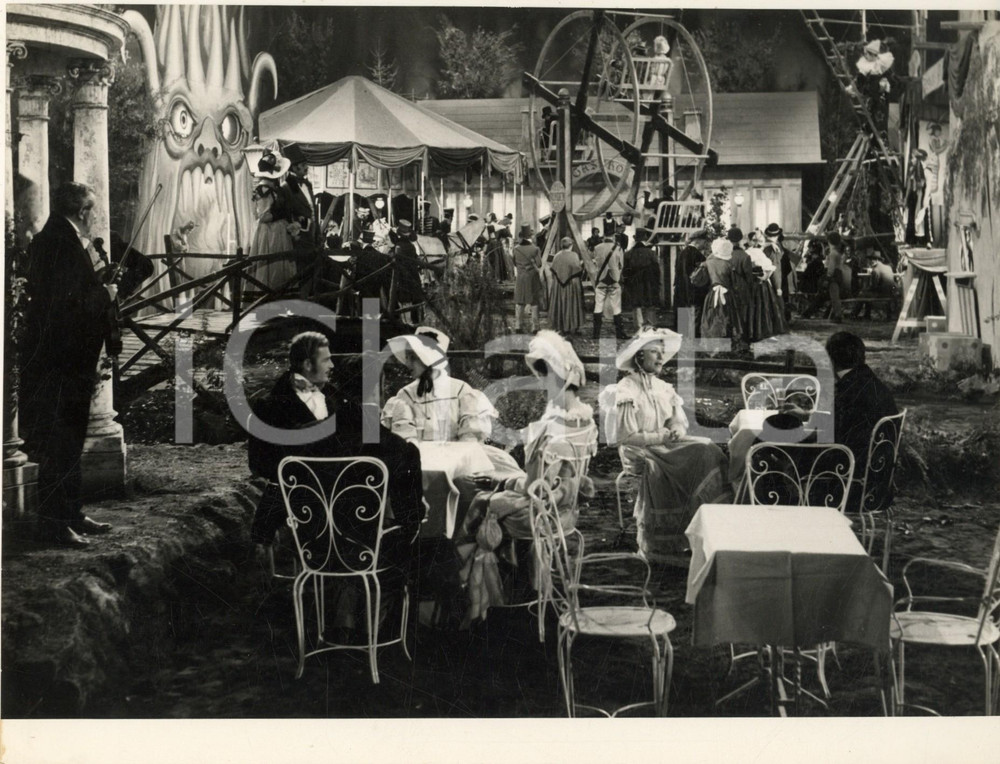 Fotografia d epoca originale 1954 CINEMA Sinfonia d amore  Scena con spettacolo Foto 24x18 cm 1