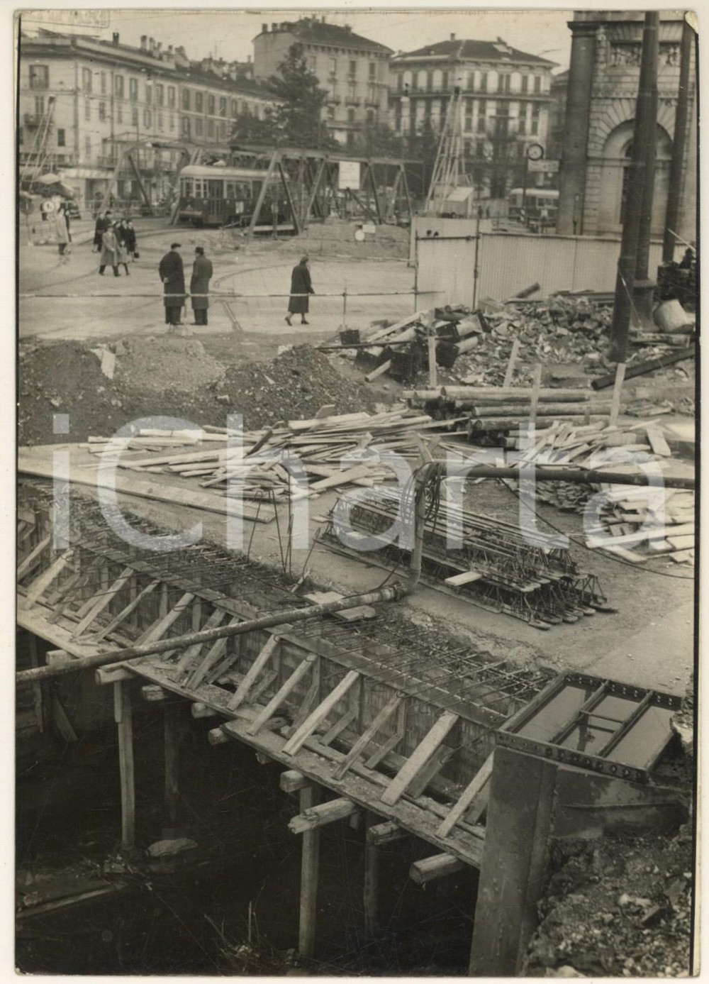 Fotografia d epoca originale 1964 MILANO PORTA VENEZIA Cantiere metropolitana M1  Foto 13x18 cm ANIMATA 1