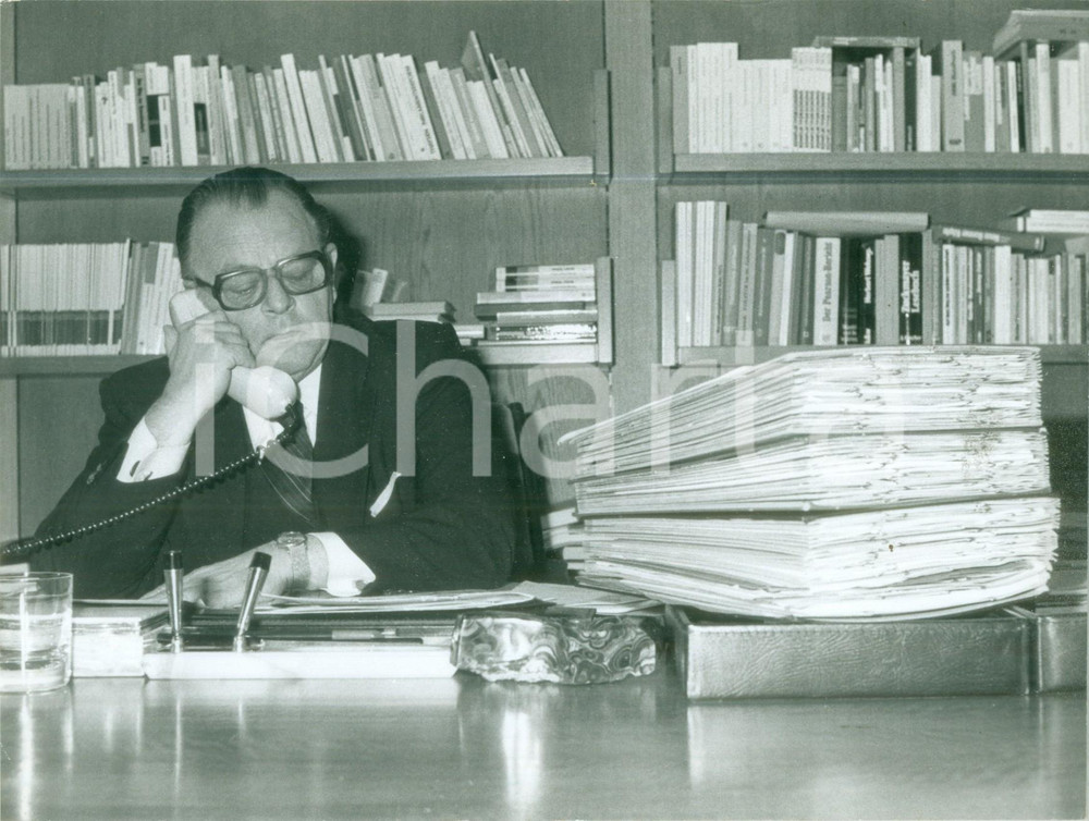 Fotografia d epoca originale 1978 BONN HansJürgen WISCHNEWSKI al telefono in ufficio Fotografia 5 1