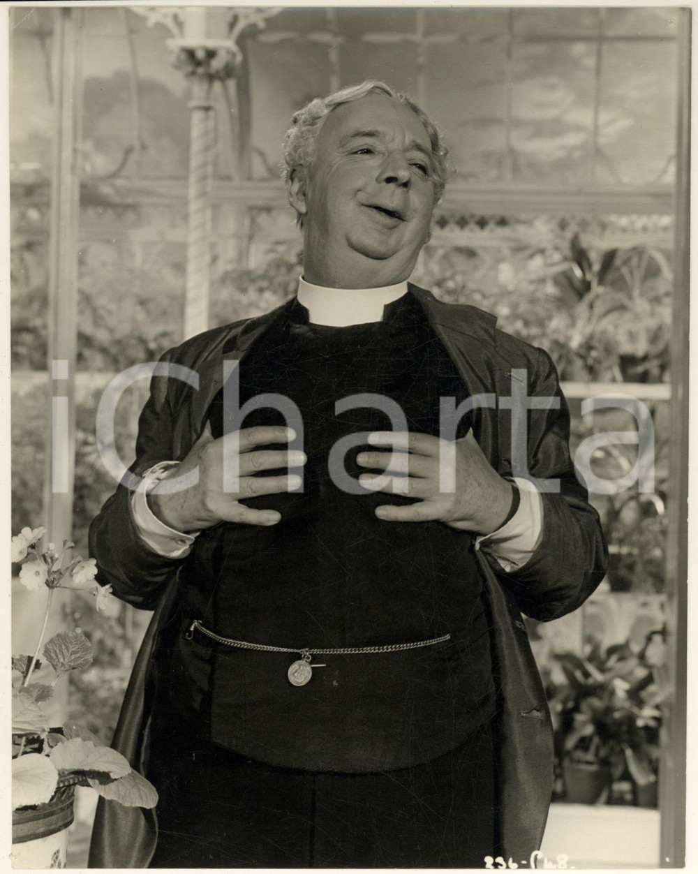 Fotografia d epoca originale 1952 CINEMA The Importance of Being Earnest  Miles MALLESON as Canon Chasuble 1
