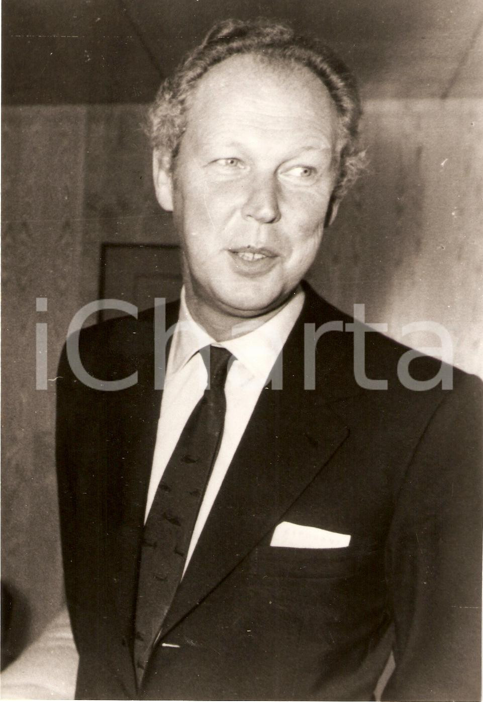 Fotografia d epoca originale 1982 PARIS Principe VITTORIO EMANUELE IV pronto per il processo Foto 2 1