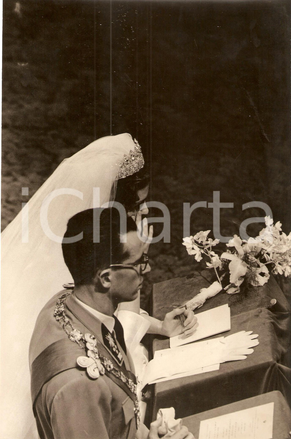 Fotografia d epoca originale 1960 BRUXELLES Re BALDOVINO e regina Fabiola sposi  Cerimonia Foto 1 1