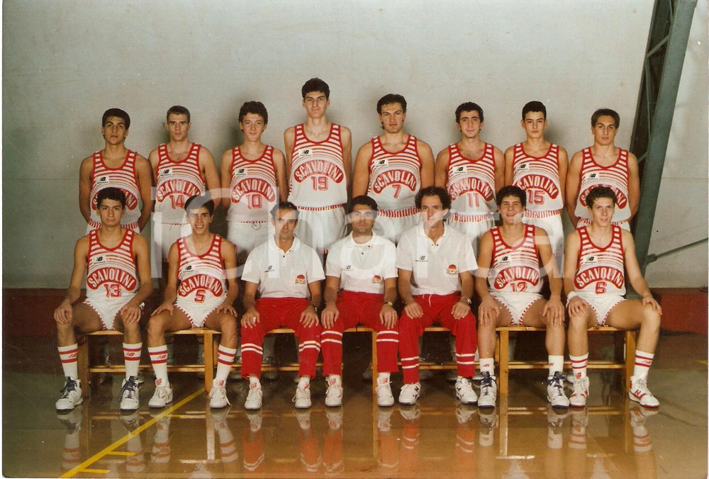 Fotografia d epoca originale 1985  1990 ca PESARO Basket SCAVOLINI PESARO Categoria Juniores Foto squadra 1