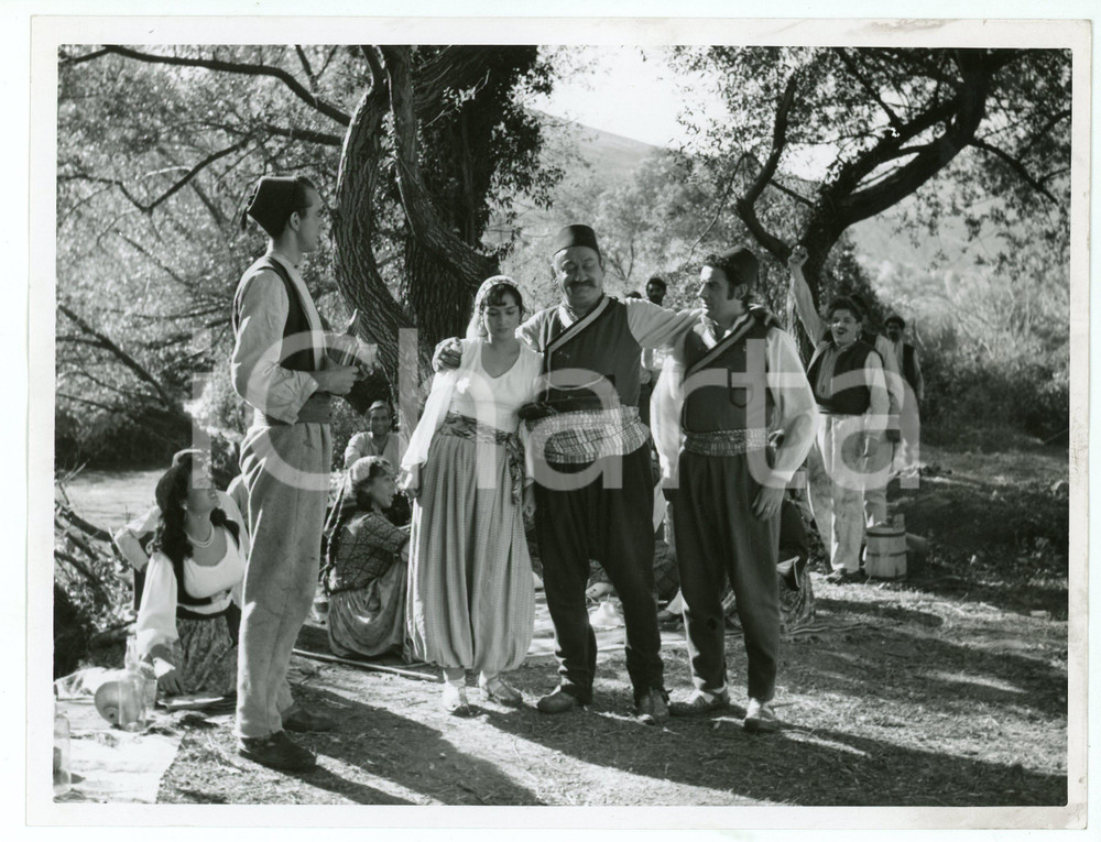 1955 CINEMA - HANKA Vera GREGORIC Jovan MILICEVIC Photo 24x18 cm Fotografia d'epoca.  CONDIZIONI:FAIR/discreto Lieve aloni al margine superioreFORMATO: 24x18 cm originale e autentica 1