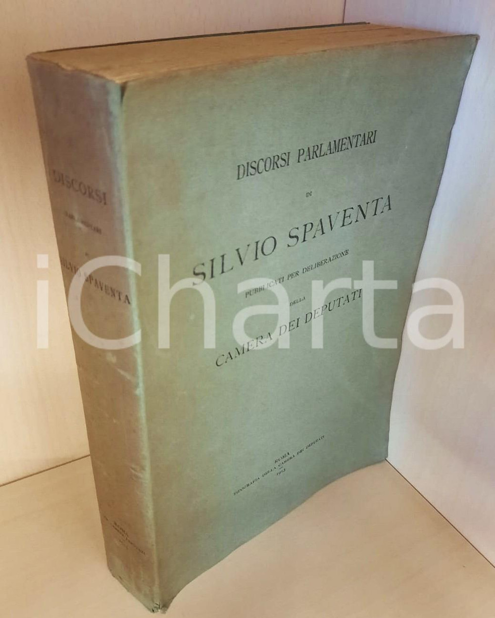 1913 Discorsi parlamentari di Silvio Spaventa *Camera dei Deputati 730 pp. Brossura editoriale, con copertina flessibile.Volume intonso.PAGINE: 730EDITORE: Roma - Tipografia della Camera dei Deputati CONDIZIONI:FAIR/discreto buone condizioni interne, ma piegature e macchie al dorso, con minimo strappoFORMATO: 18x26 cm originale e autentica 1