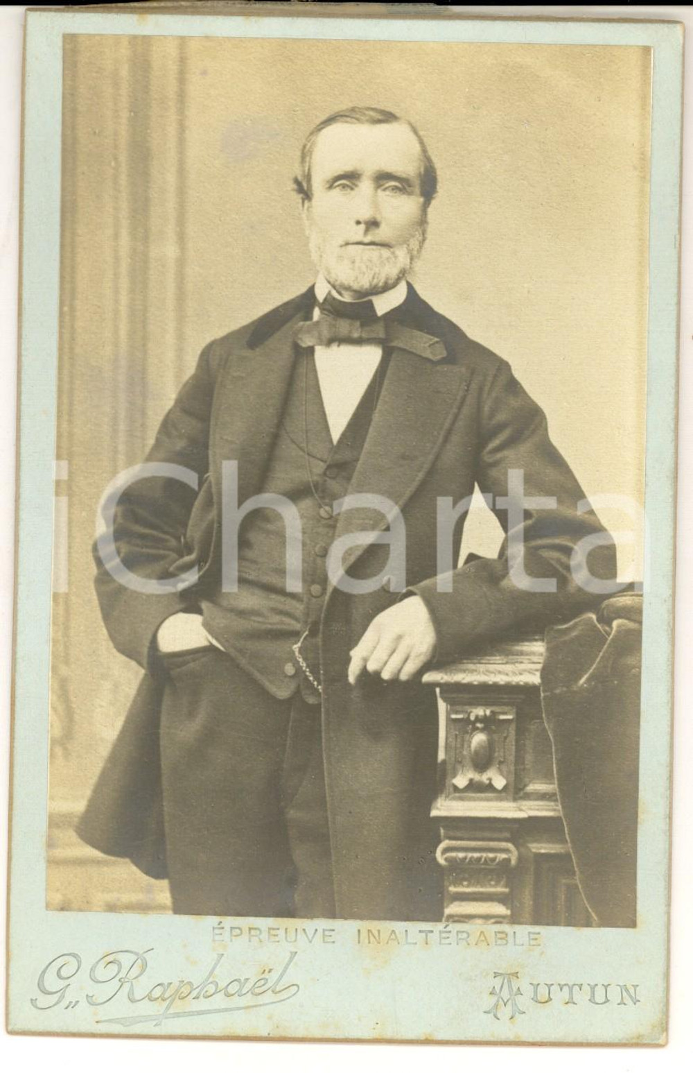 Fotografia d epoca originale 1900 ca AUTUN Ritratto di gentiluomo con soprabito Foto G. RAPHAEL 4 1