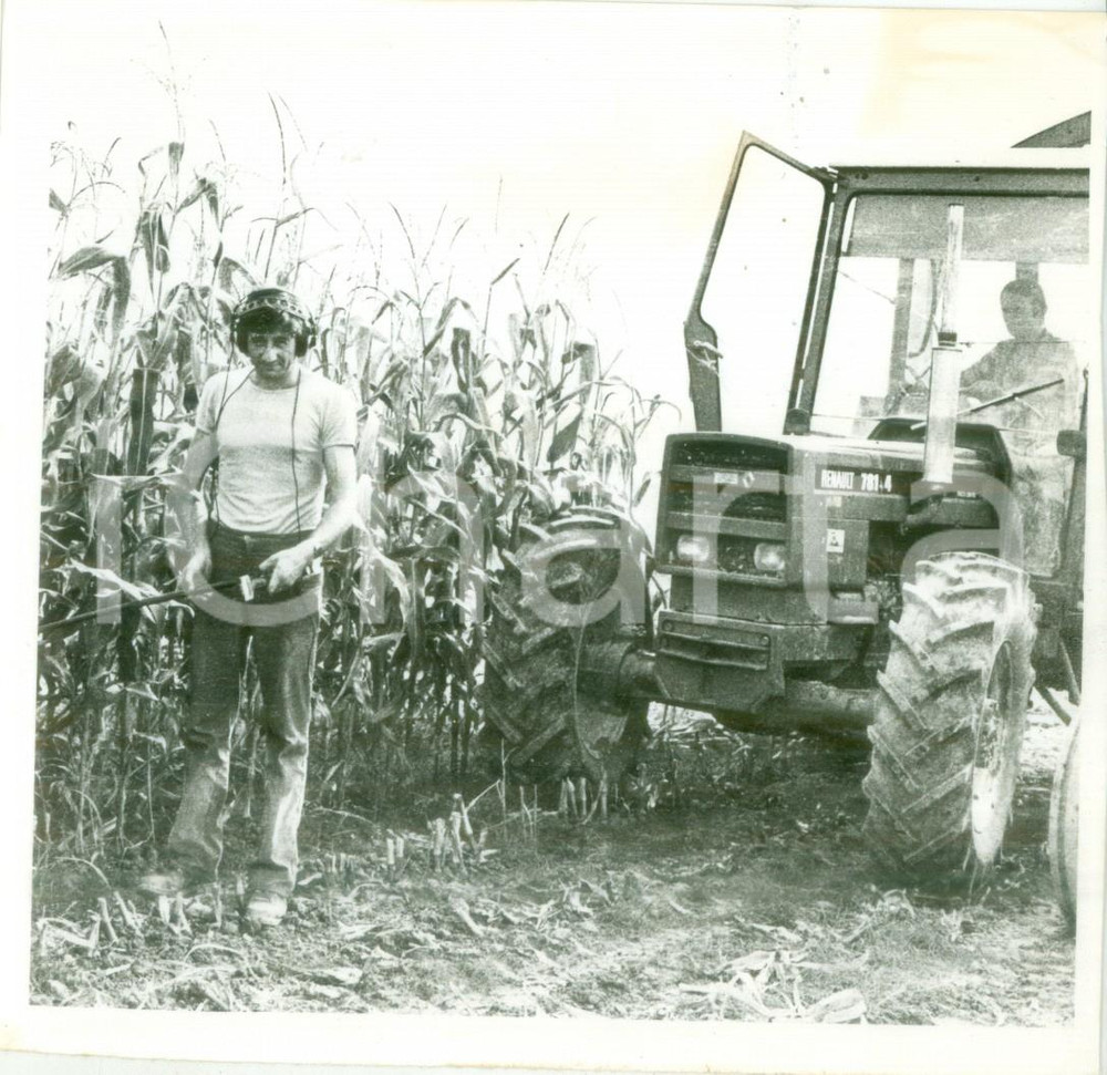 Fotografia d epoca originale 1983 BOSSENDORF FRANCE Trattore 7814 alla raccolta del mais Foto 2 1