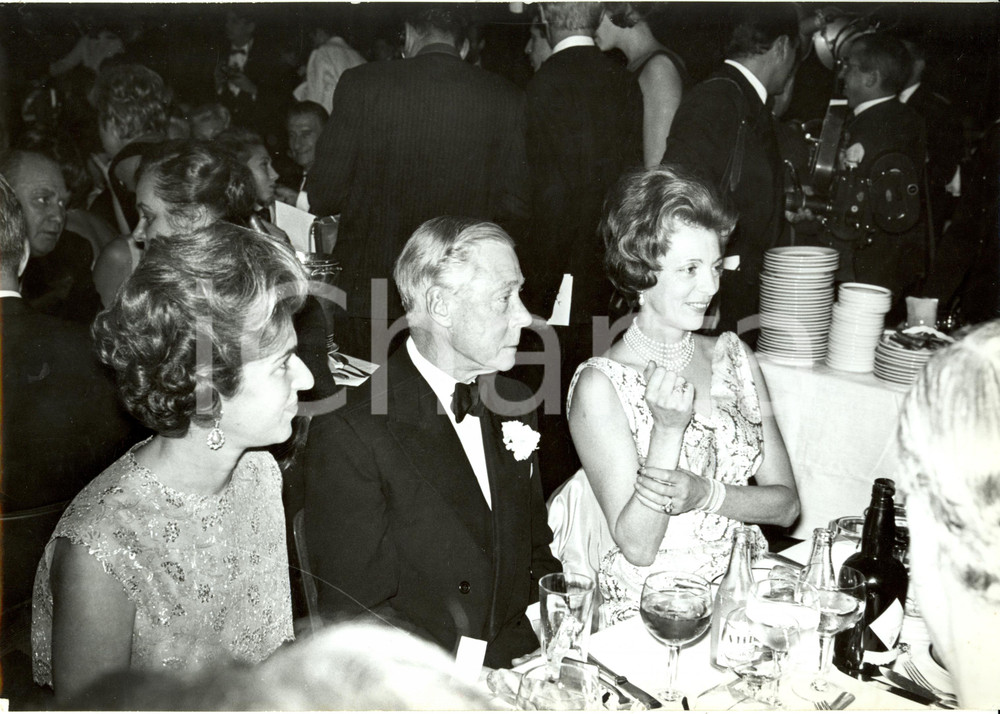 Fotografia d epoca originale 1960 ca UK? Edoardo Duca di WINDSOR serata di gala Fotografia 26x18 1