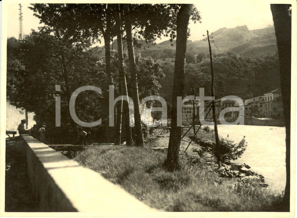 Fotografia d epoca originale 1935 ca CIVIDATE CAMUNO BS Veduta del paese dal lungofiume OGLIO Foto 1
