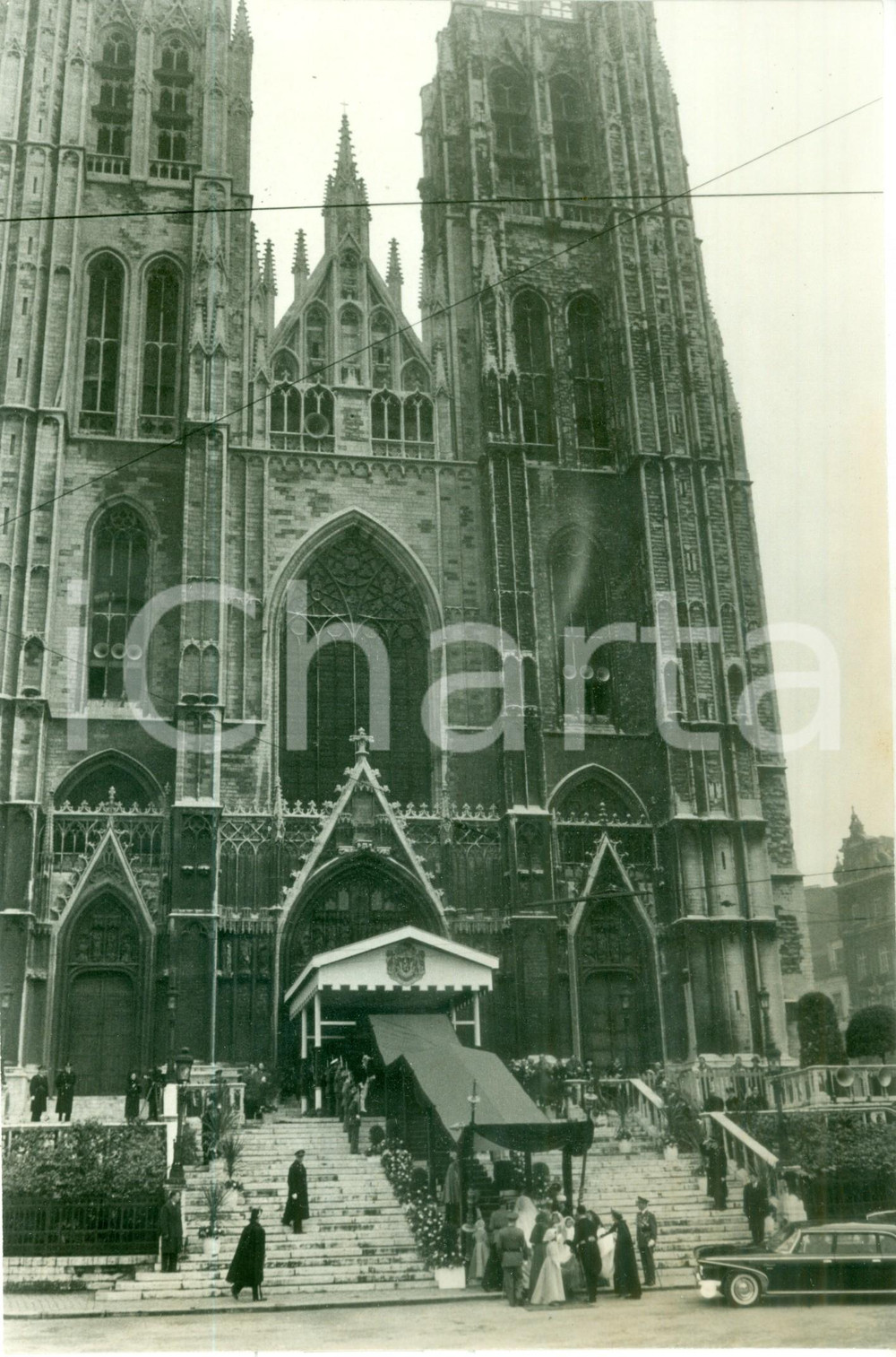 Fotografia d epoca originale 1960 BRUXELLES Cattedrale pronta per nozze Baldovino I Fabiola del BELGIO Foto 1