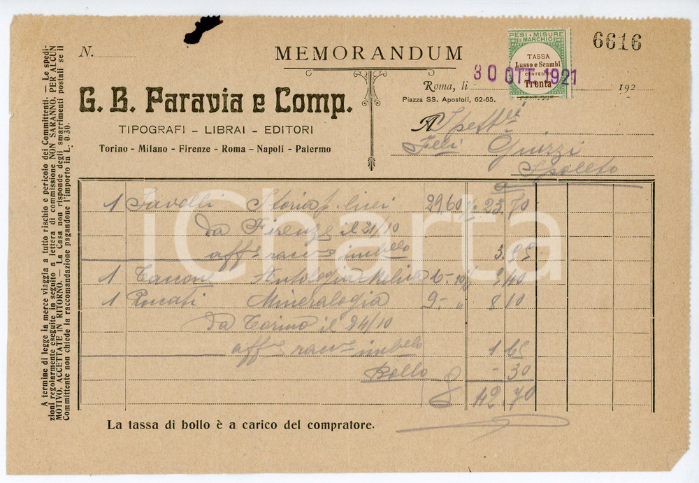 1921 TORINO - G.B. PARAVIA Fattura per libri scolastici - 21x14 cm Lettera commerciale d'epoca. CONDIZIONI:POOR/danneggiato Piegature centrali d'epoca, forellini all'angolo superiore destro, piegature agli angoli, macchia al margine superioreFORMATO: 21x14 cm originale e autentica 1