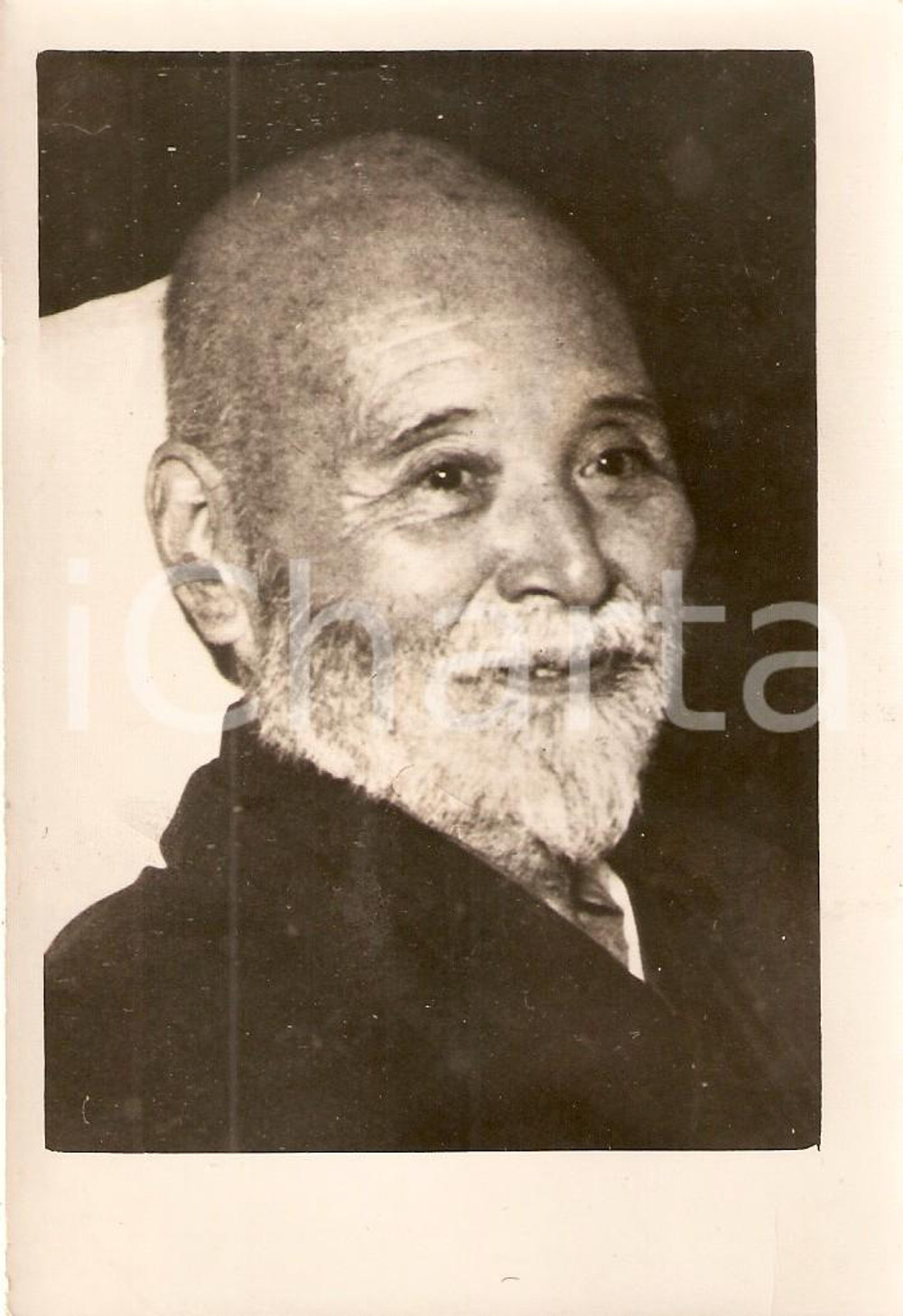 1936 TOKYO (JAPAN) Ministro delle Finanze Takahashi KOREKIYO *Fotografia 4 DATA: 1936 LUOGO: TOKYO (JAPAN)  TITOLO: RITRATTO DEL MINISTRO DELLE FINANZE TAKAHASHI KOREKIYO  DESCRIZIONE: Fotografia d'epoca.  AUTORE: Agence Trampus - Paris  FORMATO: cm 9 x 13  CONDIZIONI: buone.  Fotografia d'epoca, originale, autentica.   originale e autentica 1
