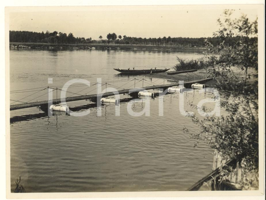 Fotografia d epoca originale 1935 ca Area di PAVIA  Regio Esercito GENIO  Ponte di barche Foto 12x8 3 1