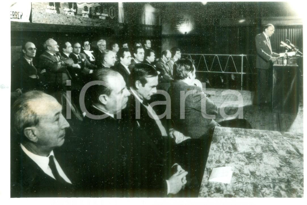 Fotografia d epoca originale 1986 ALSACE FRANCE Politico Raymond BARRE a un incontro ufficiale Fotografia 1