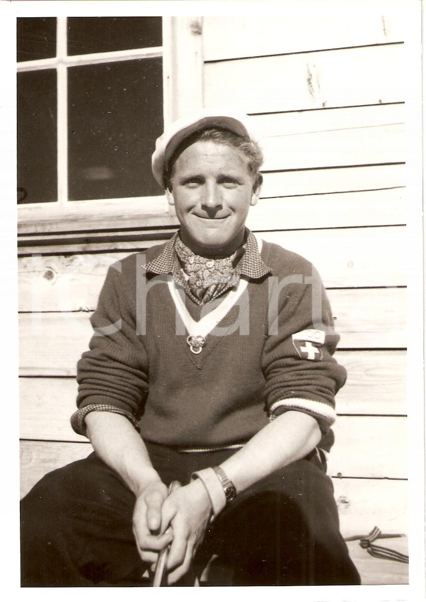 Fotografia d epoca originale 1960 ca SWITZERLAND Campionati SCI ALPINO Bernhard PERREN in pausa 2 1