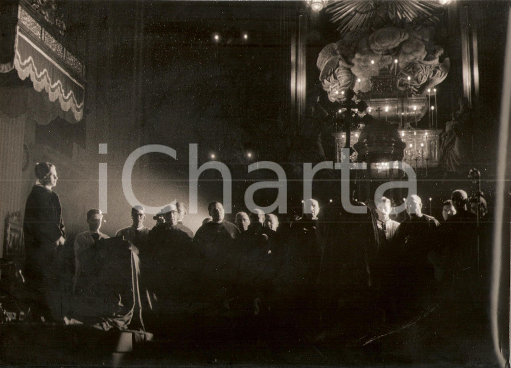 Fotografia d epoca originale 1960 MADRID Chiesa di SAN ISIDRO Fabiola MORA Y ARAGON durante il Te Deum 3 1